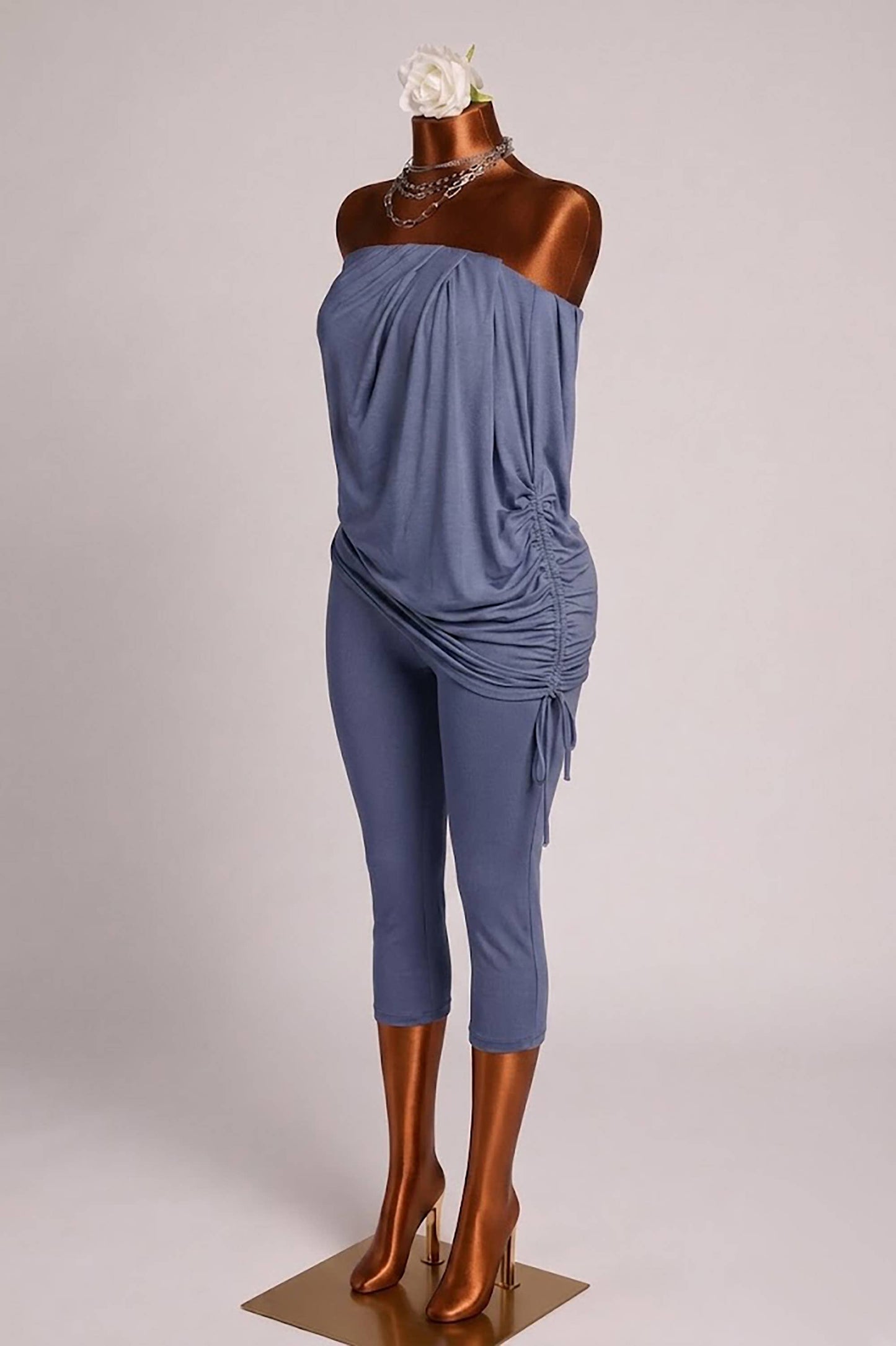 Strapless draping detailed capri jumpsuit